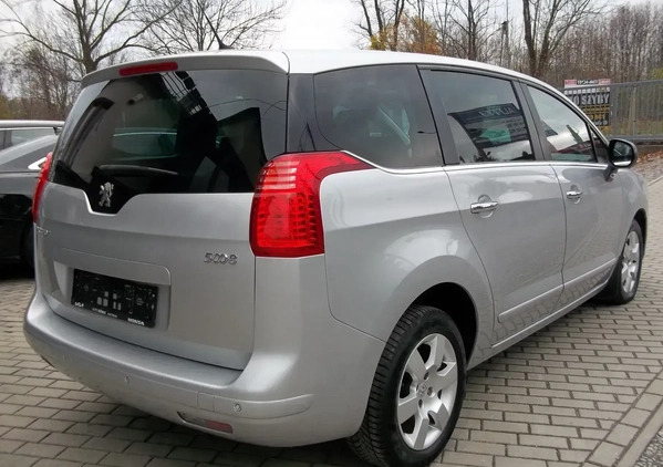 Peugeot 5008 cena 27900 przebieg: 190000, rok produkcji 2012 z Żywiec małe 106